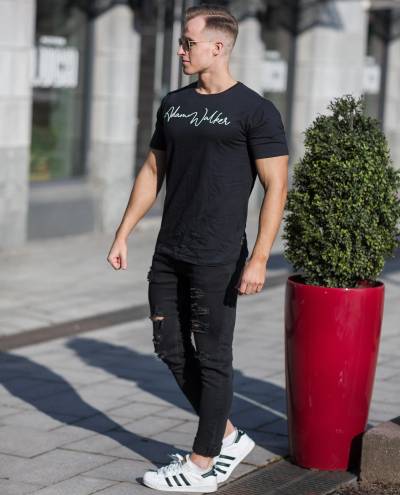 Logo T-Shirt Black Adam Walker Logo T-Shirt Black Adam Walker