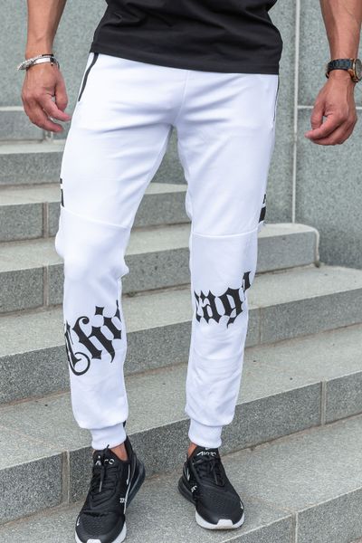 Pantaloni da college bianchi con superficie liscia e stampa