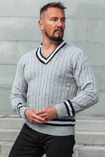 Maglione grigio con scollo a V JERONE