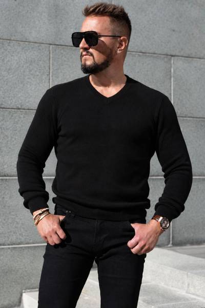Cashmere touch maglione nero con scollo a V JERONE