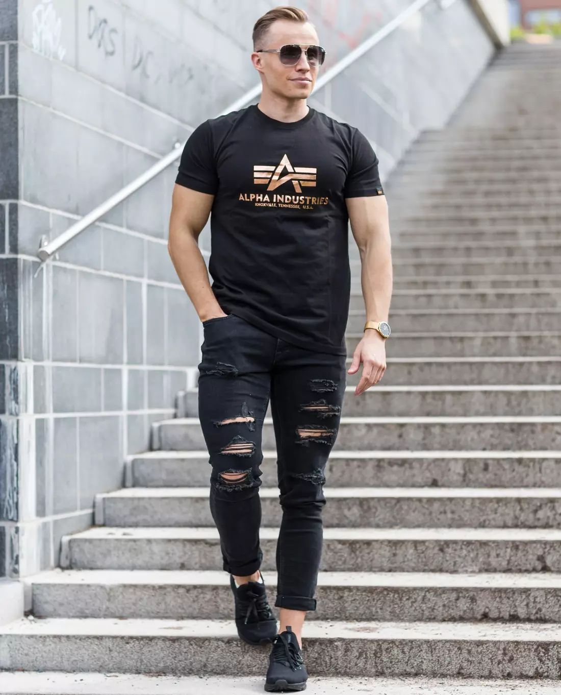 Basic T-Shirt Black Gold Alpha Industries